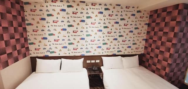 Ximen Garden Inn-Standard Quadruple Room Without Window-5