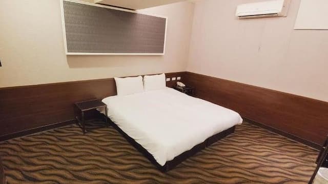 Gugis inn-Standard Double Room-5