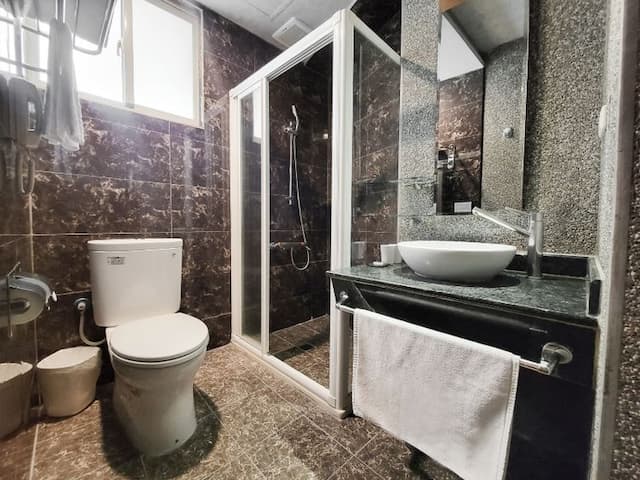 CHECK inn Express Taichung Feng Chia-Deluxe Twin Room-3