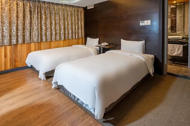 CHECK inn Express Taichung Feng Chia-Deluxe Twin Room-6