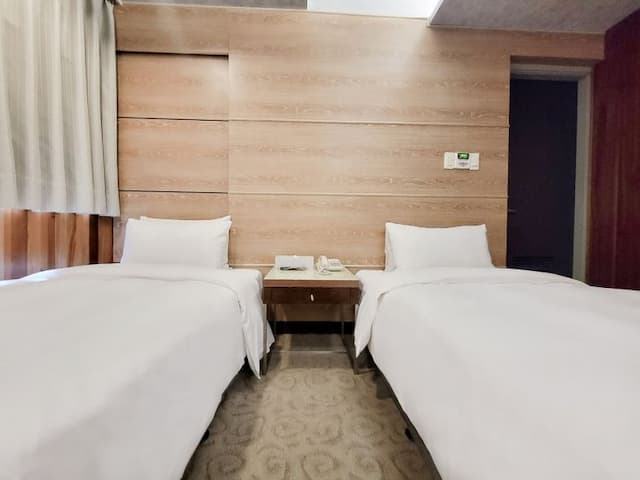 CHECK inn Express Taichung Feng Chia-Deluxe Twin Room-4