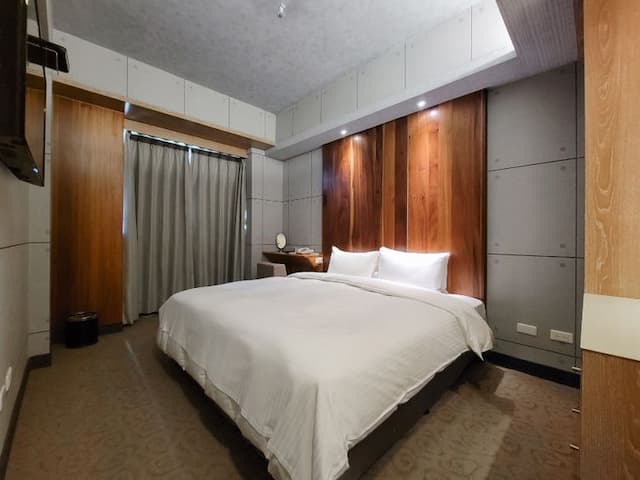 CHECK inn Express Taichung Feng Chia-Deluxe Double Room-6