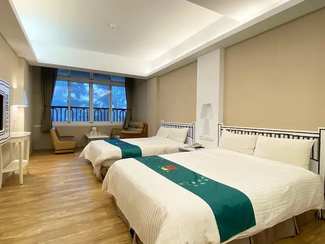 The M Village-Quadruple room (no room selection) BF+DIN-2