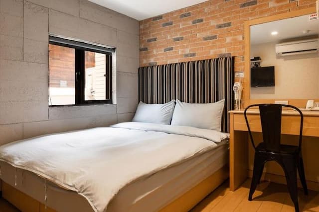 Longshan Inn-Standard Double Room-7days-3