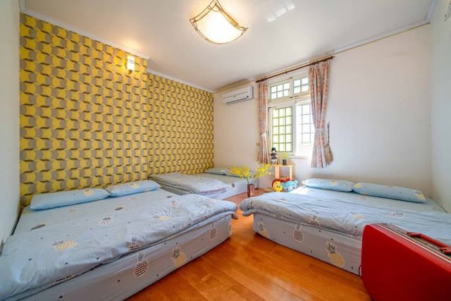 In case of Habitat Bed and Breakfast-Baodong-6