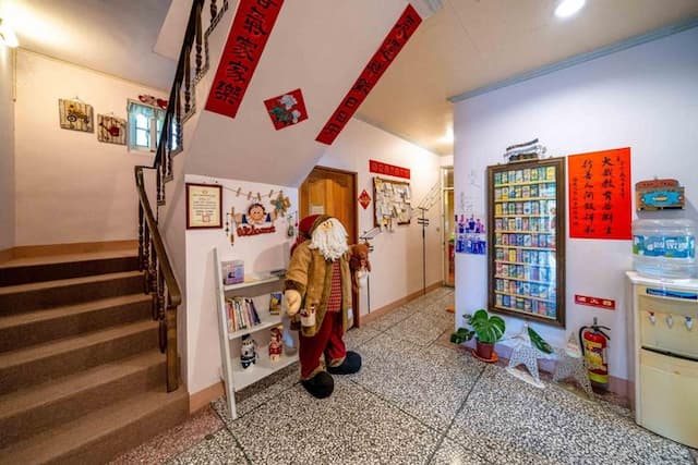 In case of Habitat Bed and Breakfast-Baodong-9