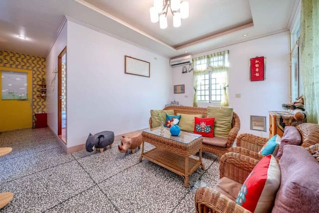 In case of Habitat Bed and Breakfast-Baodong-4