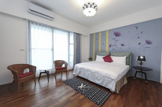 享逸電梯民宿-精緻雙人房-2