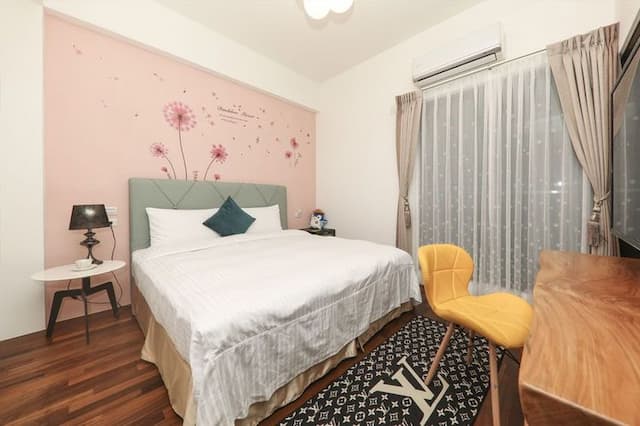 享逸電梯民宿-精緻雙人房-1