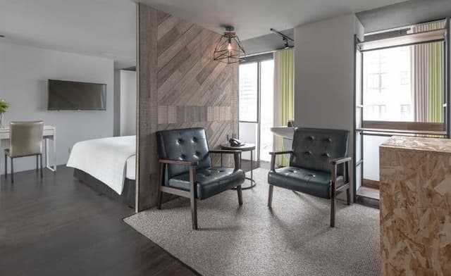 Calligraphy Greenway Hotel-Deluxe Double Room(with breakfast)-2