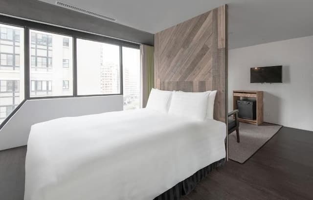 Calligraphy Greenway Hotel-Deluxe Double Room(without breakfast)-5