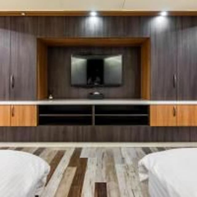 日月潭兒茶宿｜附電梯、地點便利、乾淨舒適-豪華家庭房-306-6