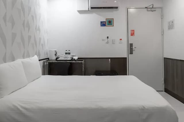 星西門行旅｜緊鄰唐吉軻德/西門町-標準雙人房-7