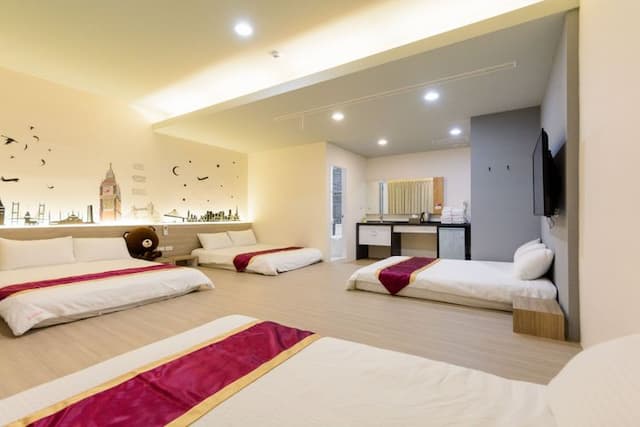 Anko's Home-Family Room-1