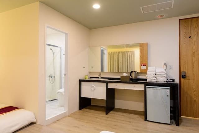 Anko's Home-Family Room-6