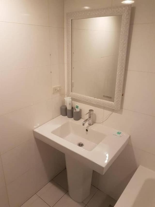 星西門行旅｜緊鄰唐吉軻德/西門町-商務雙床房-7