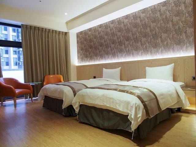 Heti Hotel-Twin Room-3