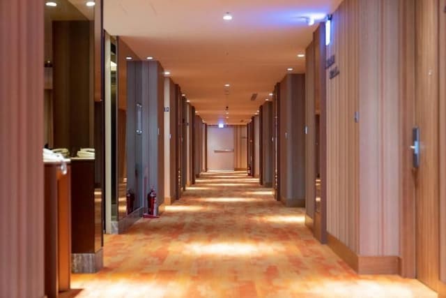 Heti Hotel-Twin Room-8