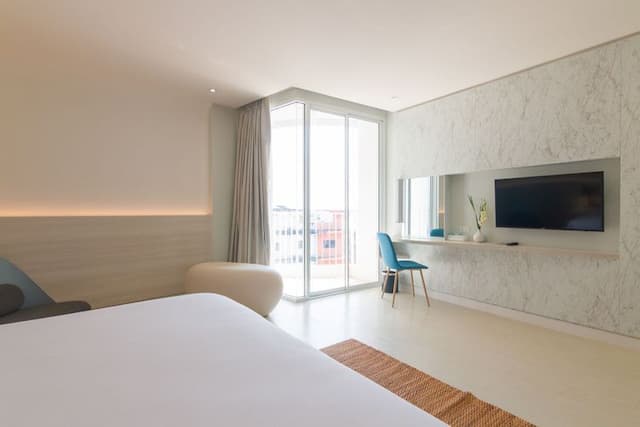 VELA Dhi Udon Thani-Suite Balcony(Room only)-5