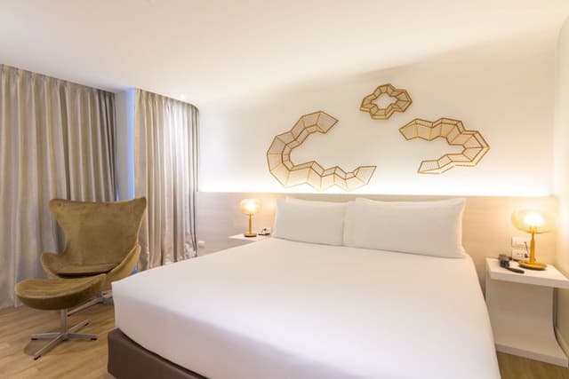 VELA Dhi Udon Thani-Executive Suite(Room only)-2