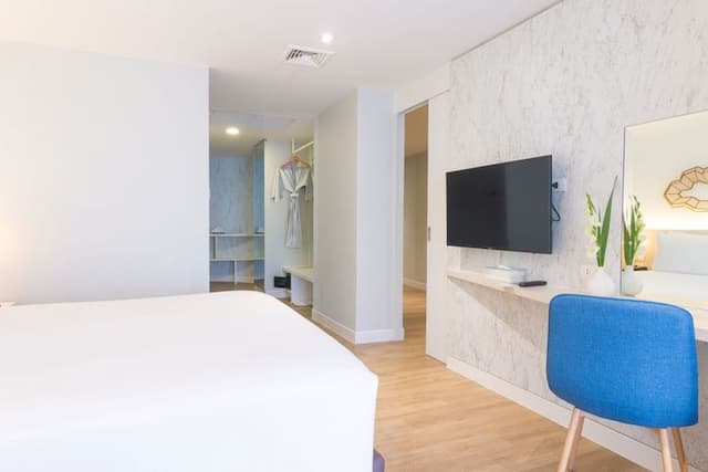 VELA Dhi Udon Thani-Executive Suite(Room only)-3