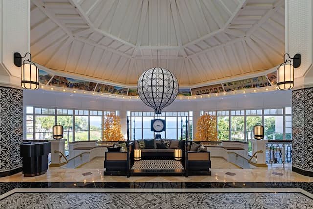 遠雄悅來大飯店-豪華海景客房(二中床)｜一泊一食-5