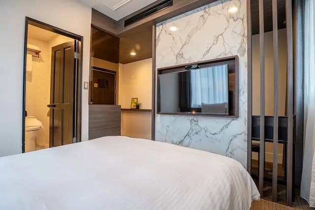 夢樓旅店-雀緻雙人客房-6