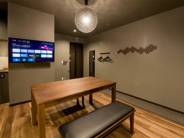 【4名定員 客室一例】ダイニング