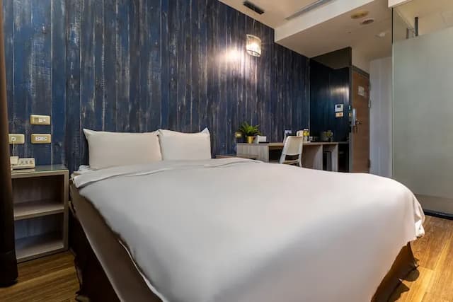 CHECK inn Express Taichung FuXing Hall 2-Superior Double Room-4