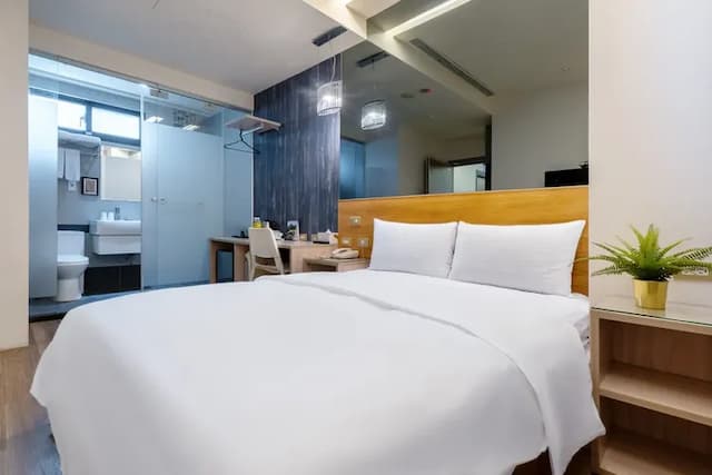 CHECK inn Express Taichung FuXing Hall 2-Deluxe Double Room-5