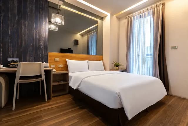 CHECK inn Express Taichung FuXing Hall 2-Deluxe Double Room-2