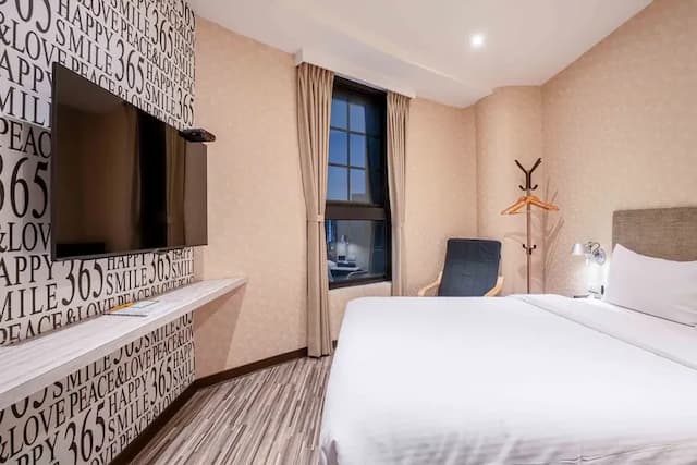 雀客旅館台中自由-經典雙人客房-3