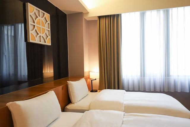 Roots Chew Hotel-Standard Twin Room-7