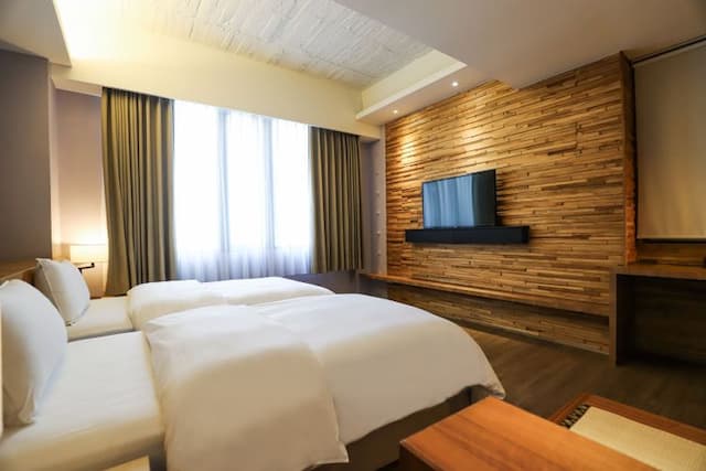 Roots Chew Hotel-Standard Twin Room-5