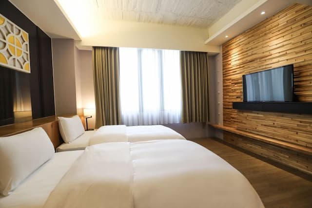 Roots Chew Hotel-Standard Twin Room-3