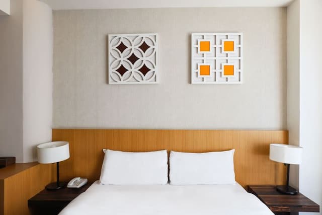 Roots Chew Hotel-Deluxe Double Room-6