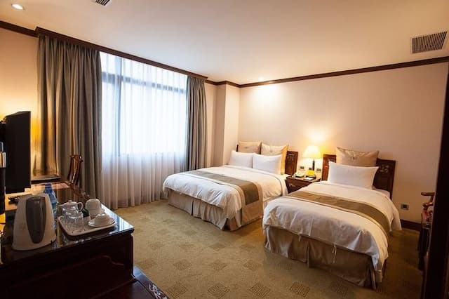 RICH GARDEN HOTEL-DELUXE TRIPLE(Non-cancellable)-5