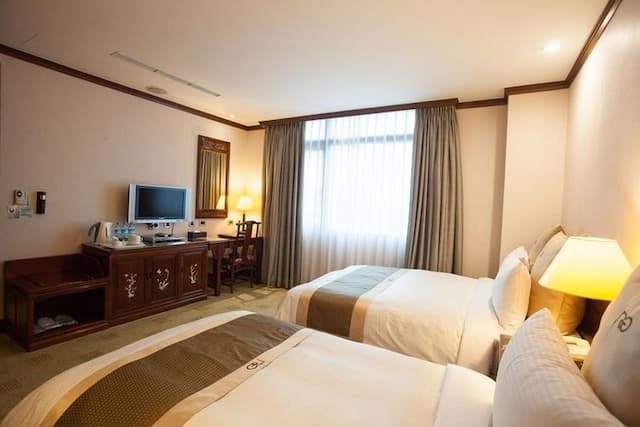 RICH GARDEN HOTEL-DELUXE TRIPLE(Two-night stay plan)-3