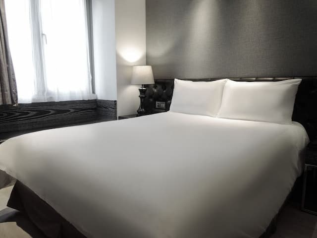 CHECK inn Taipei Main Station-Superior Double Room-7