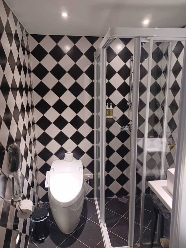 CHECK inn Taipei Main Station-Standard Double Room without Window-3