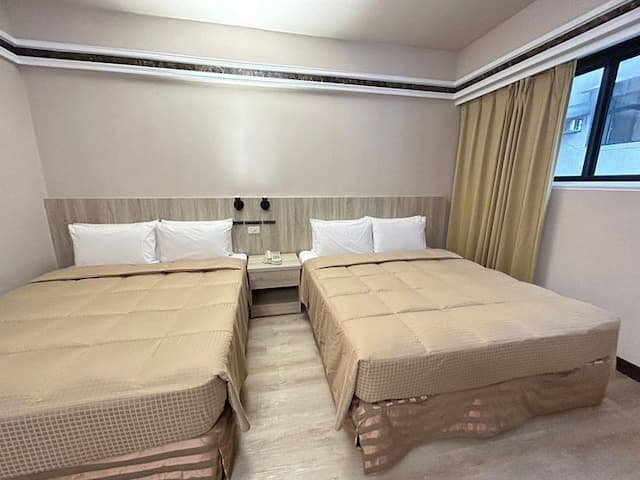 유나이트 호텔-Standard Family Room-5