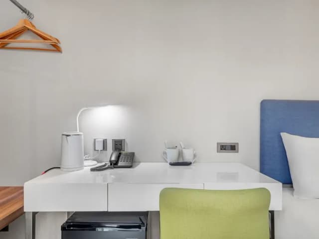 CHECK inn Taipei Xinyi-Classic Double Room-6
