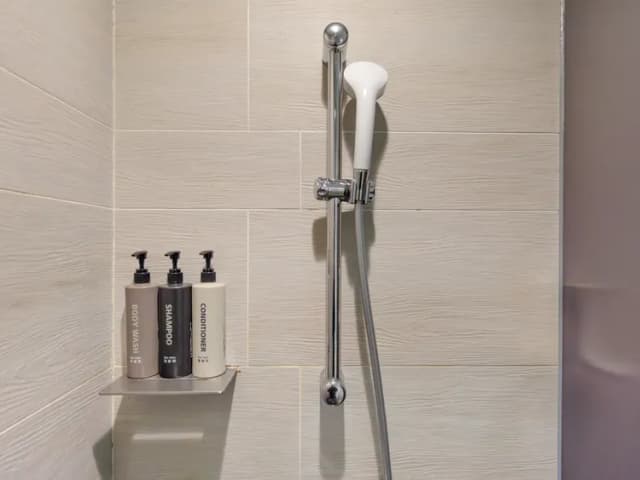 CHECK inn Taipei Xinyi-Superior Twin Room-9
