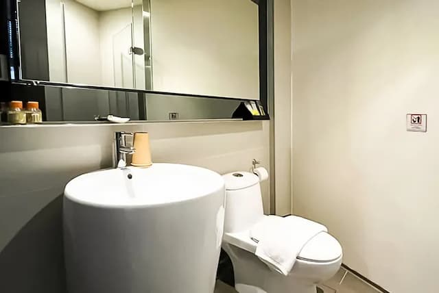 CHECK inn Taipei Xinyi-Superior Twin Room-5