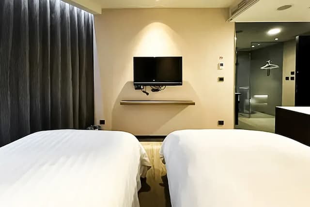 CHECK inn Taipei Xinyi-Superior Twin Room-4