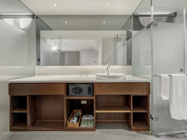 CHECK inn Taipei Xinyi-Deluxe Double Suite-11