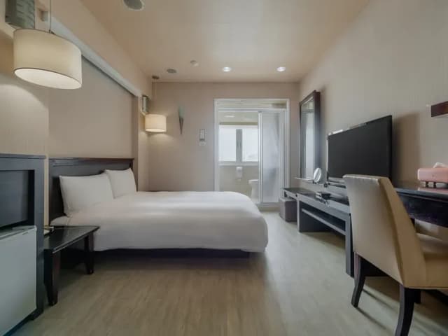 ガイド ホテル カオション シンクーチャン-Classic Double Room-7