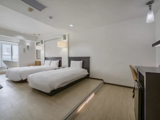 ガイド ホテル カオション シンクーチャン-Superior Triple Room-1