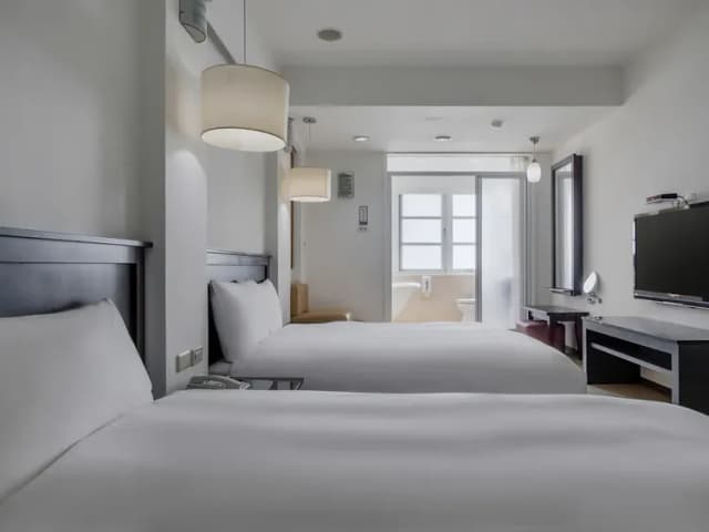 ガイド ホテル カオション シンクーチャン-Superior Triple Room-3