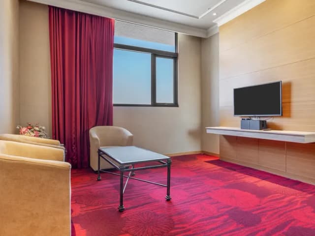 CHECK inn Select Tainan Yong Kang-Superior Suite-5